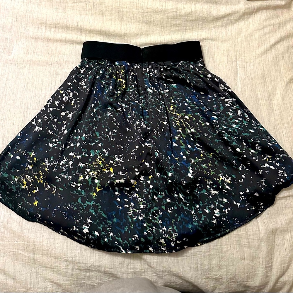 BCBG Generation Black Patterned Short Skirt